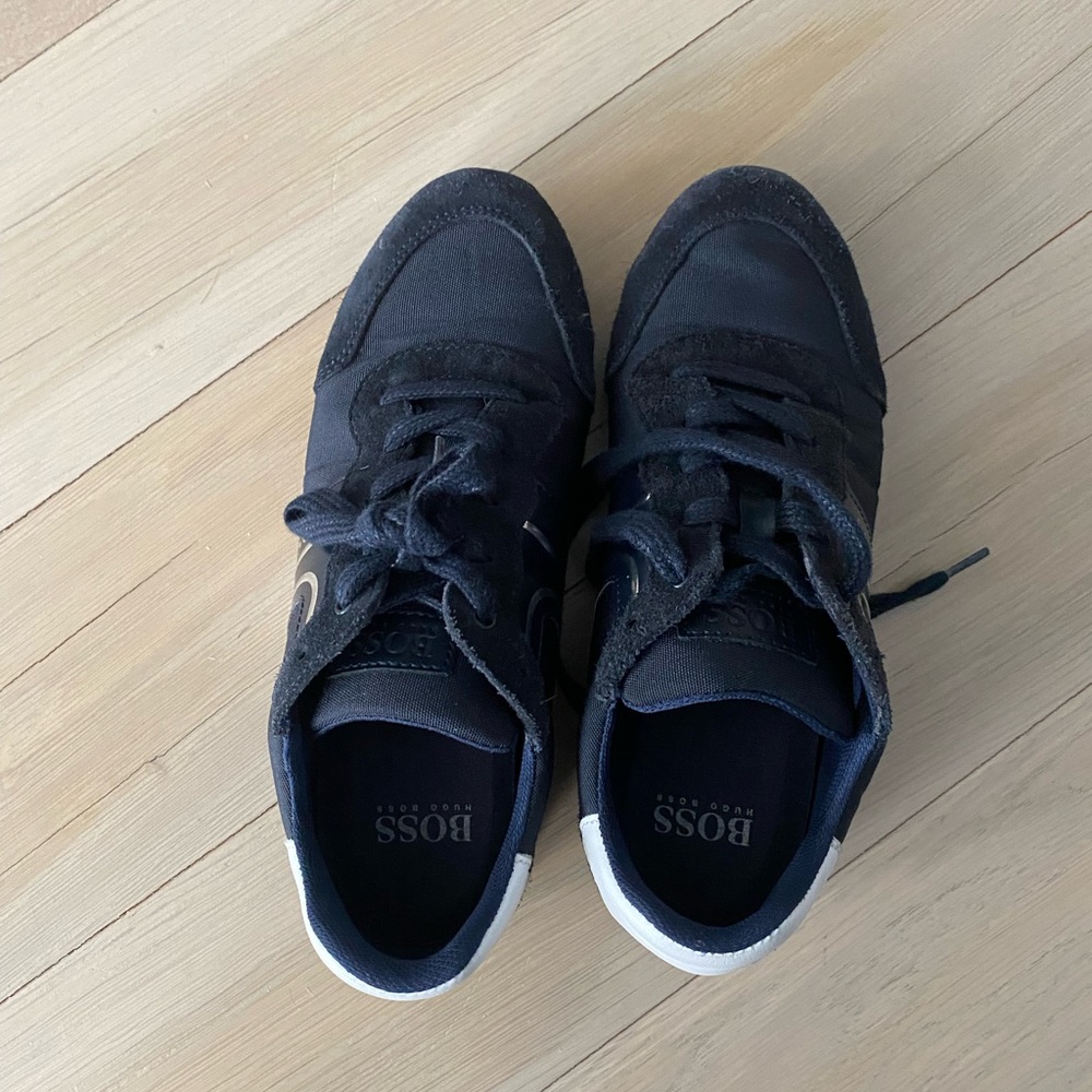 Hugo Boss sneakers - Picture 2 of 4